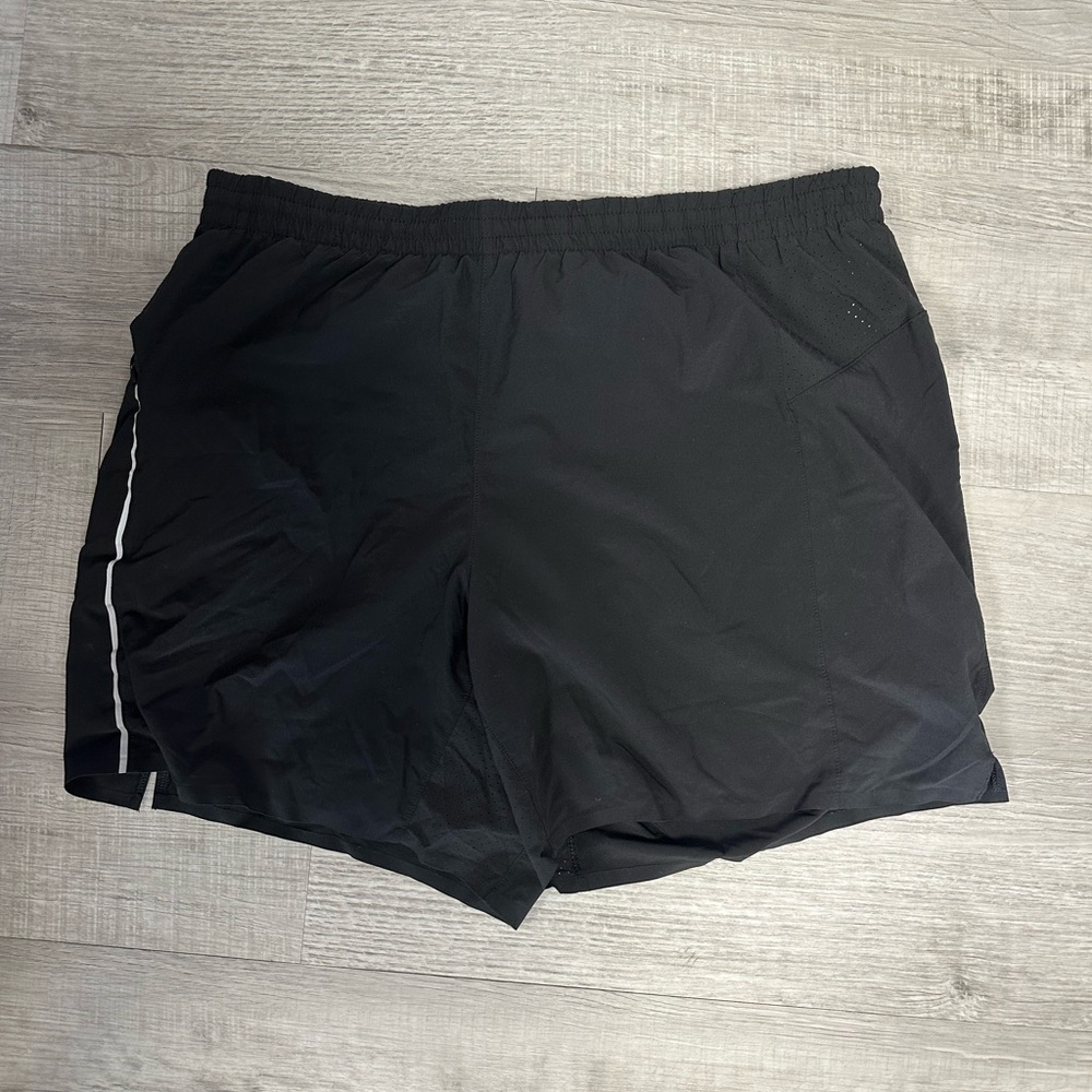 Men’s VRST black short